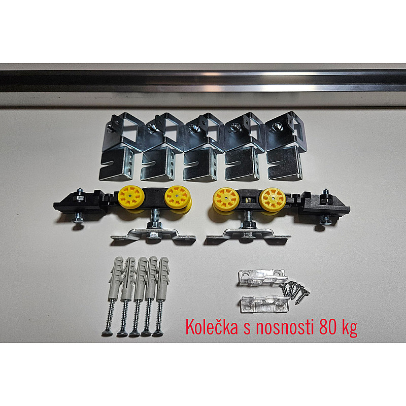 Schiebetür-System vor der Wand laufend WERDI PLUS (schwarzes Gesimse) Schiebetür-System vor der Wand laufend WERDI PLUS (schwarzes Gesimse)