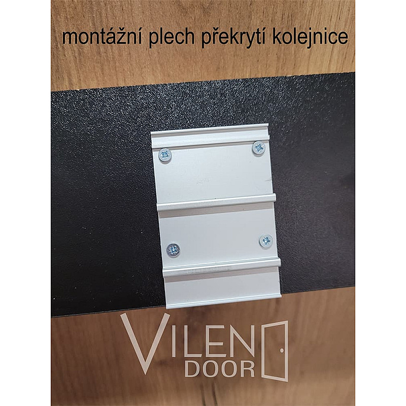 Schiebetür-System vor der Wand laufend WERDI PLUS (schwarzes Gesimse) Schiebetür-System vor der Wand laufend WERDI PLUS (schwarzes Gesimse)