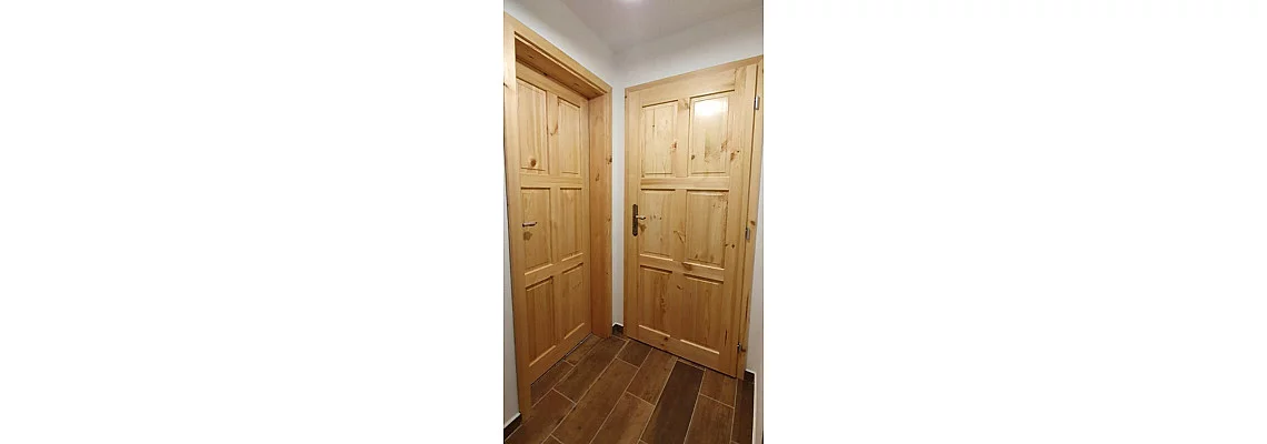 Dřevěné dveře a zárubně, dveře z masivu