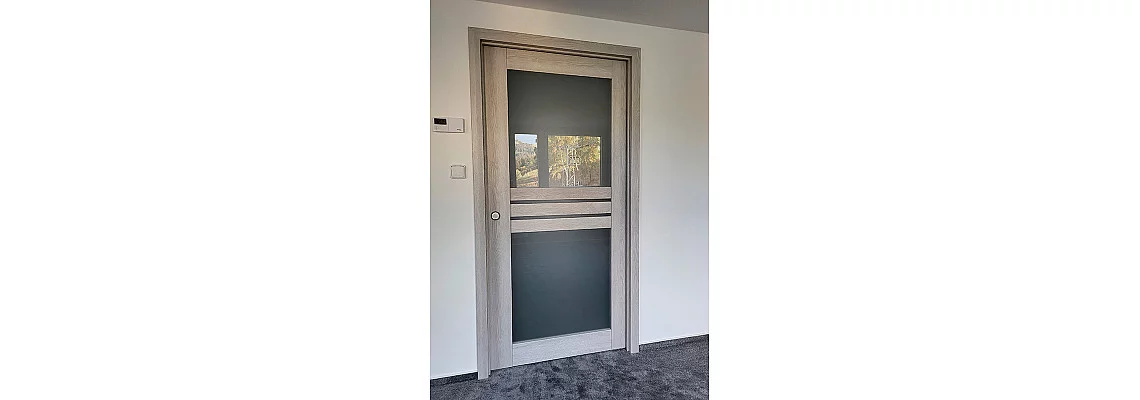 Interiérové dveře JUKA 1 a Juka 3 - Dub šedý 3D GREKO  Montáž dveří a zárubní