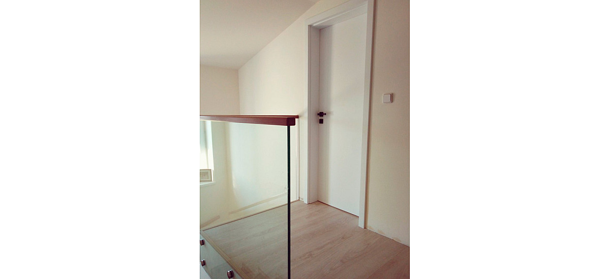 Altamura 1 - Bílá PREMIUM, Altamura 5 - Cappuccino ST CPL, Baldur 1 - Beton PREMIUM